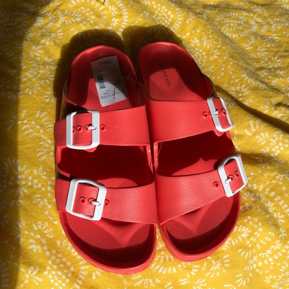 NWT Red Strapped Sandals - Picture 5 of 6